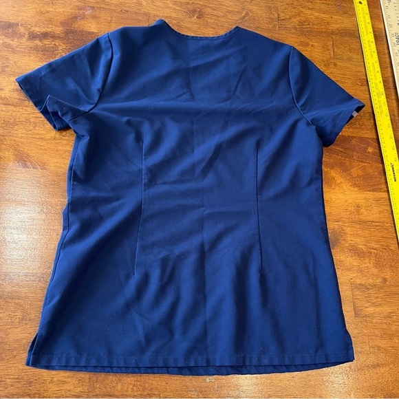 Navy Figs v-neck scrub top size small color po# 1366 - Picture 8 of 8
